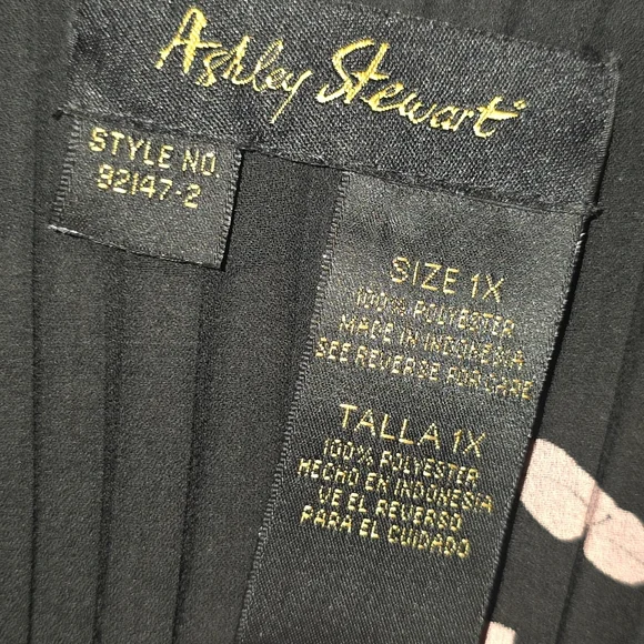 SOLD - Picture 3 of 3